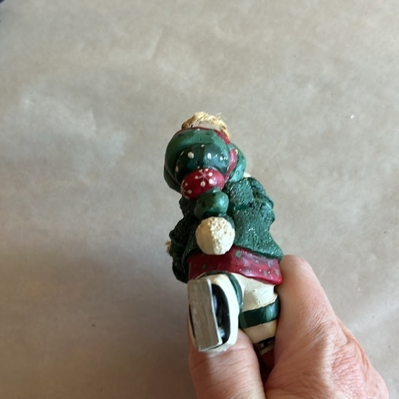 EUC Painted resin ornaments Sledding Girl & Skating Snowman Christmas decoration - Picture 11 of 13